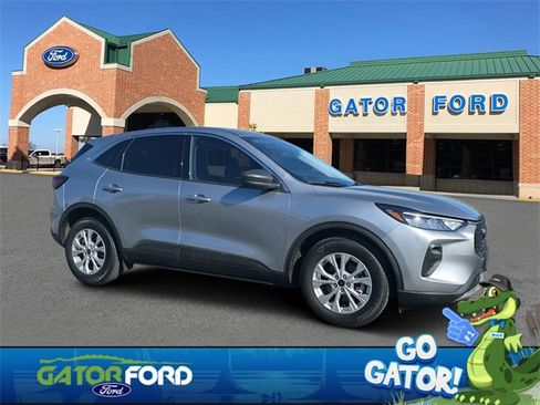 Used 2023 Ford Escape Active image 1