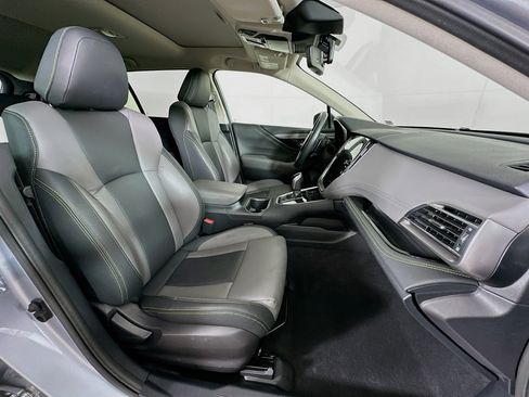 Used 2025 Subaru Outback Onyx Edition AWD/4WD image 31