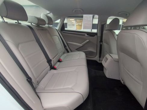 Used 2018 Volkswagen Passat 2.0T S image 23