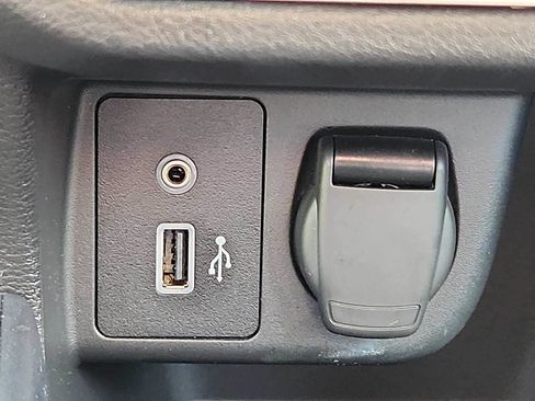 Used 2025 Nissan Versa S w/ Trunk Package FWD image 22