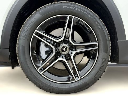New 2026 Mercedes-Benz GLB 250 image 12