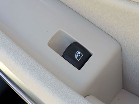 New 2026 BMW 330i xDrive Sedan w/ M Sport Package image 36