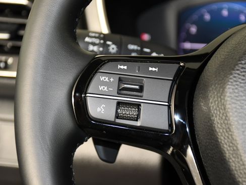 Certified 2026 Honda Pilot Touring image 20
