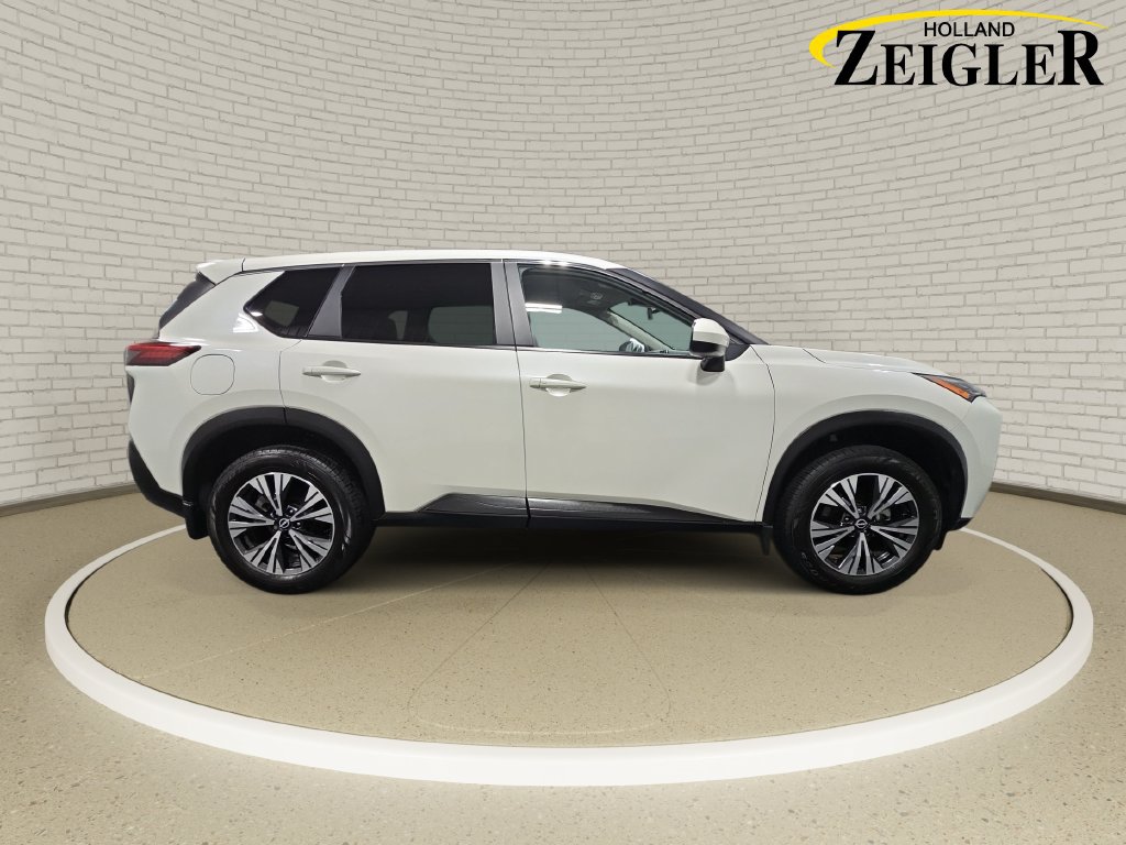 Certified 2023 Nissan Rogue SV AWD/4WD image 4