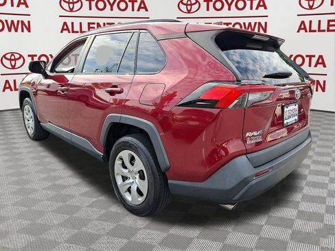 Used 2020 Toyota RAV4 LE AWD/4WD image 5