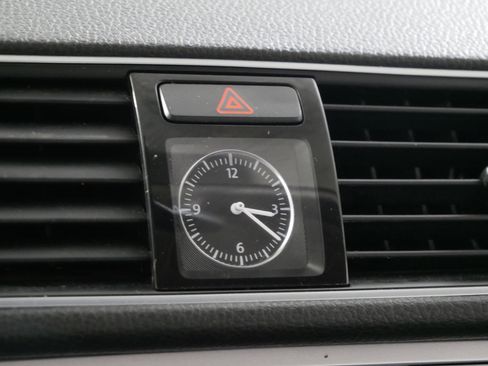 Used 2013 Volkswagen Passat 2.5 SE image 33