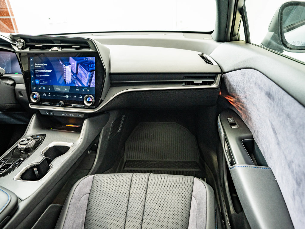 New 2026 Lexus RZ 450e AWD w/ Luxury Package image 43