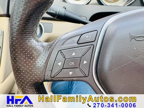 Used 2012 Mercedes-Benz C 250 Sedan image 22