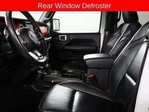 Used 2018 Jeep Wrangler Unlimited Rubicon image 12