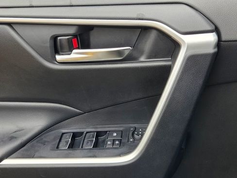 Used 2024 Toyota RAV4 XLE image 26