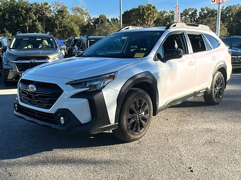 Certified 2025 Subaru Outback Onyx Edition XT w/ Popular Package #2 image 3