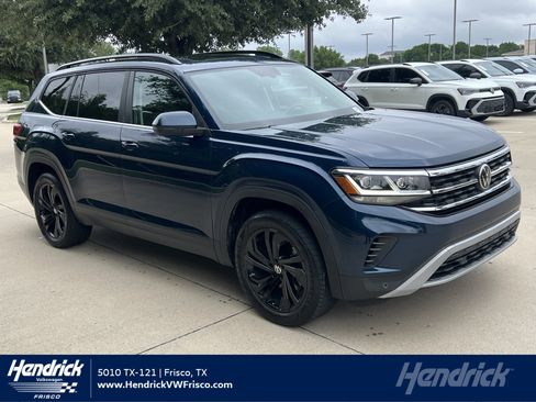 Certified 2023 Volkswagen Atlas SE w/ Panoramic Sunroof Package FWD image 1