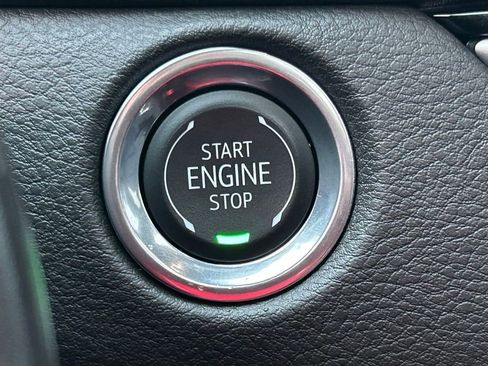 Used 2025 Cadillac XT4 Sport w/ Cold Weather Package image 27