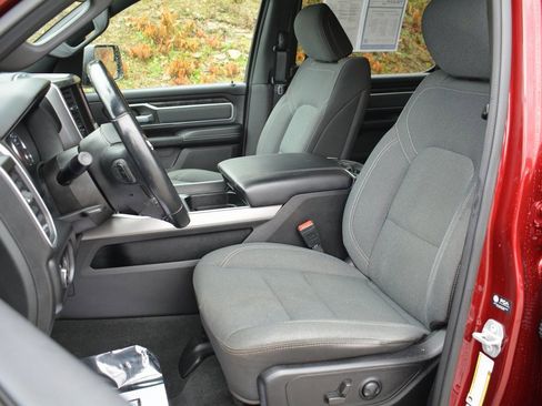 Used 2022 RAM 1500 Big Horn image 9