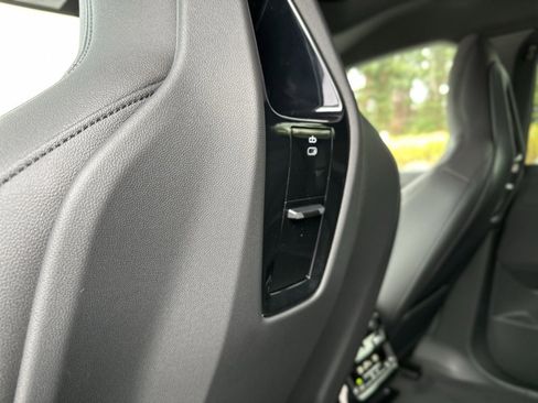 New 2026 BMW iX xDrive45 image 22