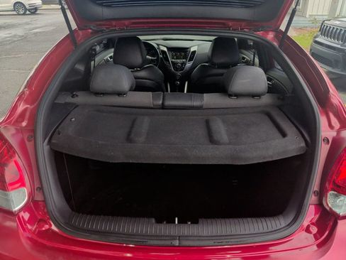 Used 2016 Hyundai Veloster w/ Option Group 02 FWD image 23