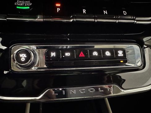 New 2026 Lincoln Corsair Premiere image 33