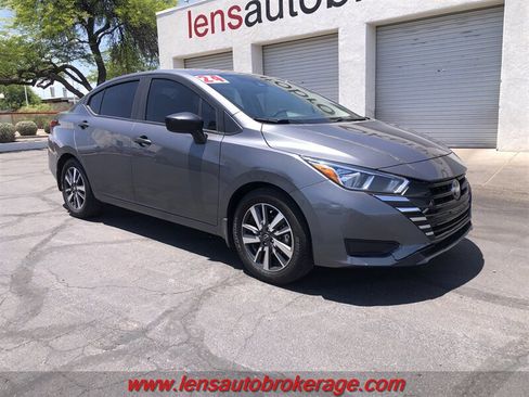 Used 2024 Nissan Versa S w/ S Plus Package FWD image 2