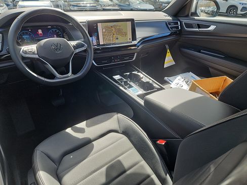 New 2026 Volkswagen Atlas Cross Sport SEL image 6