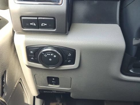 Used 2022 Ford F250 XLT w/ XLT Premium Package AWD/4WD image 22