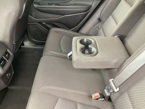 Used 2024 GMC Terrain SLE image 19