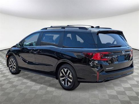 New 2026 Honda Odyssey EX-L image 3