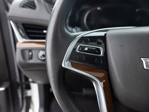Used 2016 Cadillac Escalade Luxury AWD/4WD image 39