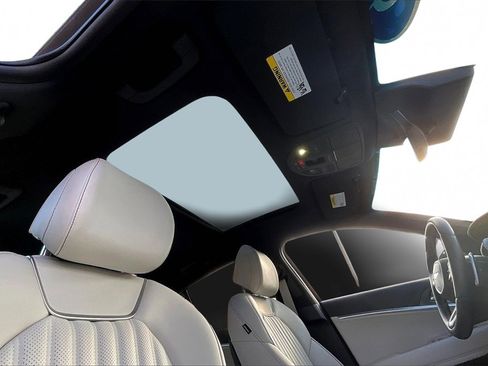 Used 2025 Genesis G70 2.5T w/ Sport Prestige Package image 27