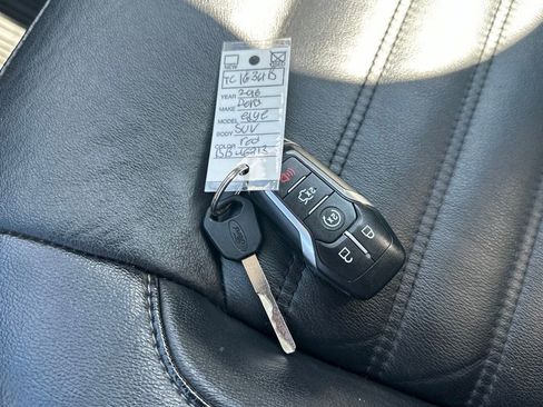 Used 2016 Ford Edge SEL w/ Equipment Group 201A AWD/4WD image 35