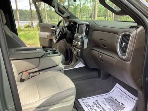 Used 2021 GMC Sierra 1500 SLE image 12