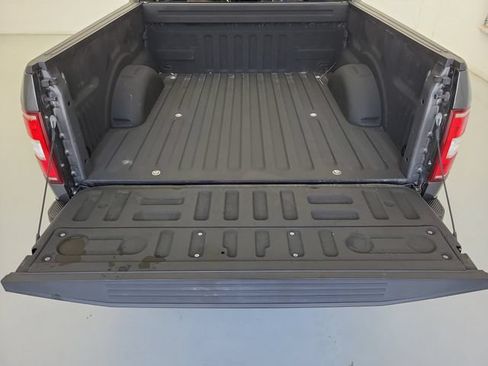 Used 2018 Ford F150 XLT w/ Equipment Group 302A Luxury RWD image 11