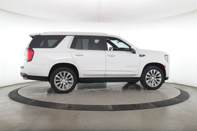 Used 2024 GMC Yukon Denali w/ Advanced Technology Package AWD/4WD image 6