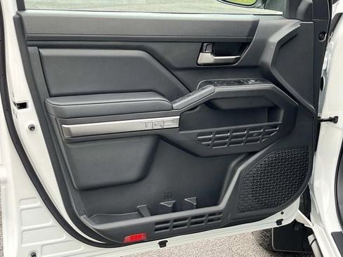 New 2026 Toyota Tacoma TRD Off-Road AWD/4WD image 19