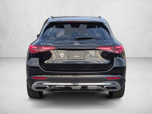 Certified 2025 Mercedes-Benz GLC 300 4MATIC image 6