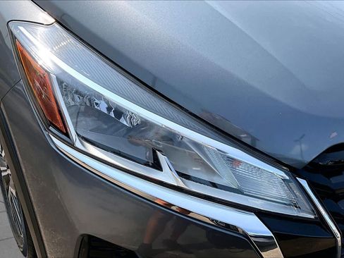 Used 2021 Nissan Kicks SV FWD image 26