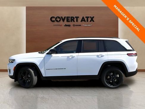 New 2025 Jeep Grand Cherokee Limited w/ Black Appearance Package image 2