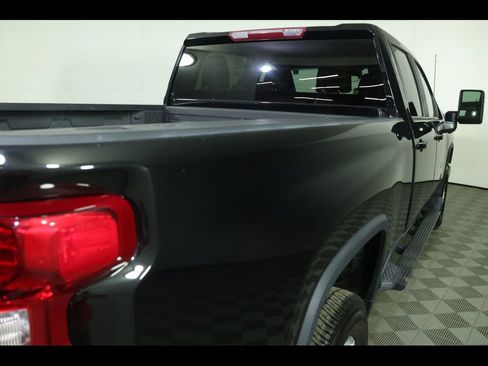 Used 2024 Chevrolet Silverado 2500 LT w/ Convenience Package AWD/4WD image 21