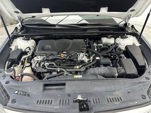 Used 2020 Toyota Avalon Limited image 42