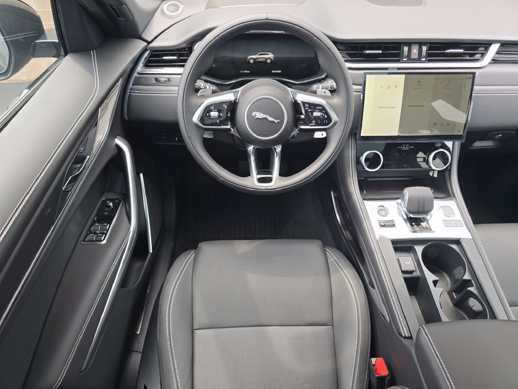 New 2026 Jaguar F-PACE R-Dynamic S AWD/4WD image 28