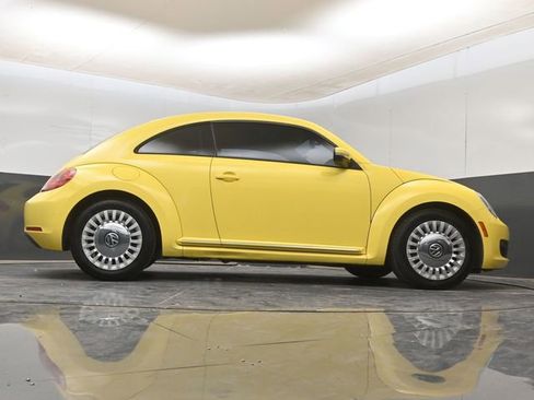 Used 2014 Volkswagen Beetle 2.5 FWD image 16