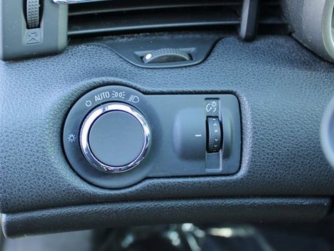 Used 2015 Chevrolet Malibu LT w/ Power Convenience Package image 15