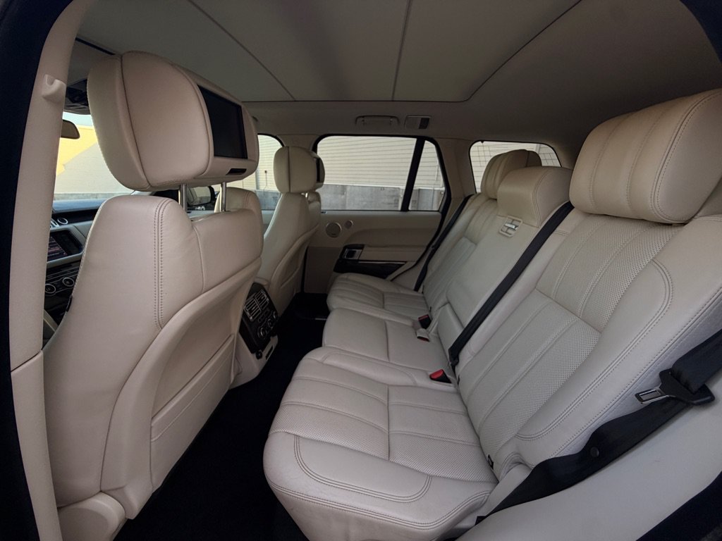 Used 2013 Land Rover Range Rover HSE AWD/4WD image 13