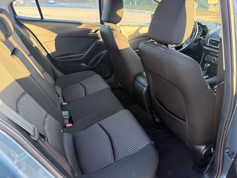 Used 2015 MAZDA MAZDA3 i Touring image 13