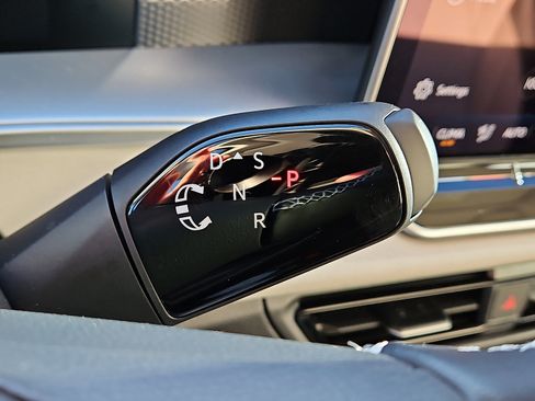 New 2026 Volkswagen Tiguan SE image 20