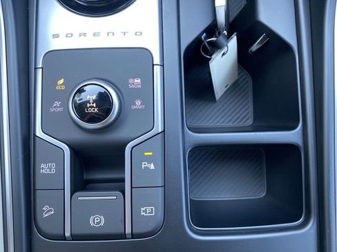 New 2025 Kia Sorento EX w/ EX Panoramic Sunroof Package image 26