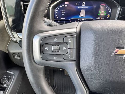 Used 2025 Chevrolet Silverado 2500 LT w/ Safety Package image 17