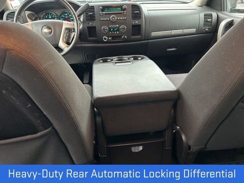 Used 2011 Chevrolet Silverado 2500 LT w/ Interior Plus Package image 6