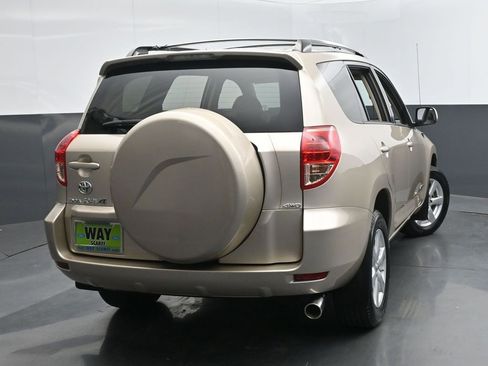 Used 2007 Toyota RAV4 Limited AWD/4WD image 5