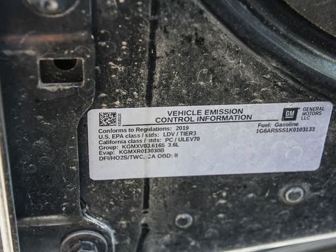 Used 2019 Cadillac CTS Luxury RWD image 28