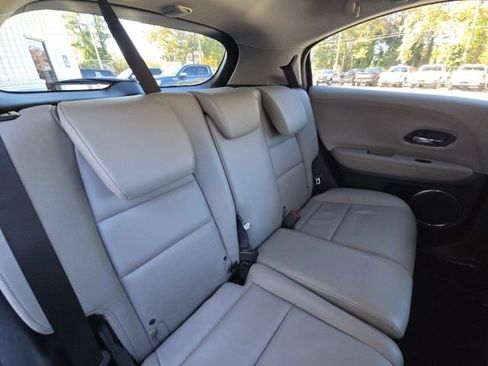 Used 2017 Honda HR-V EX-L image 13
